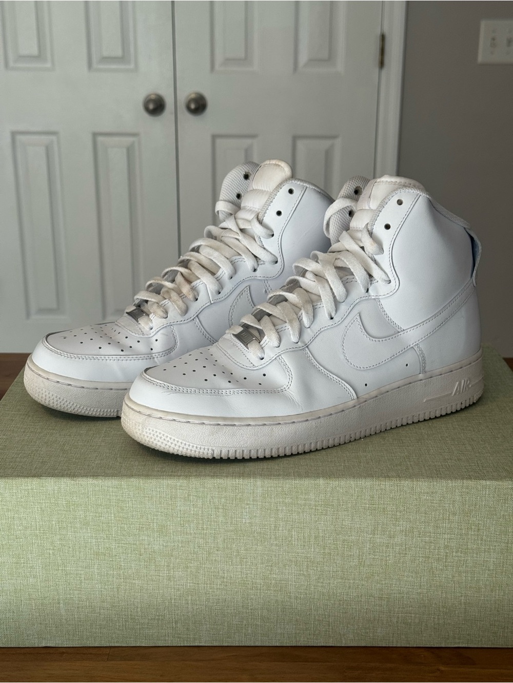 Men’s Air Force 1’s High-Top